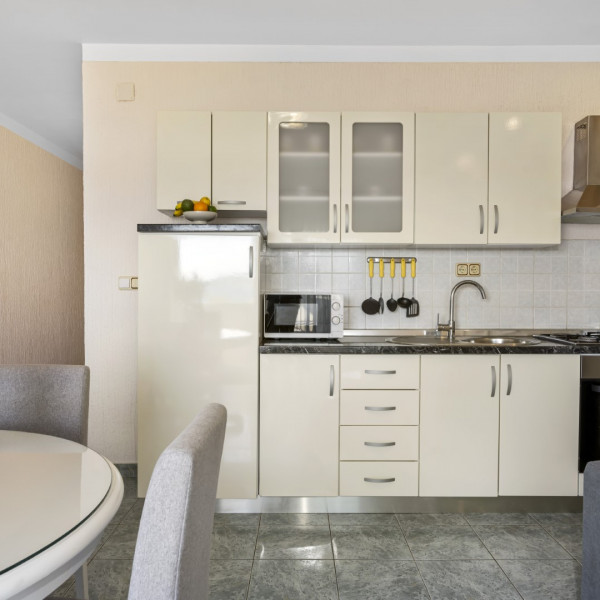 Kitchen, Aquarius Apartments, Aquarius Apartments with heated pool – Srima, Croatia Srima-vodice