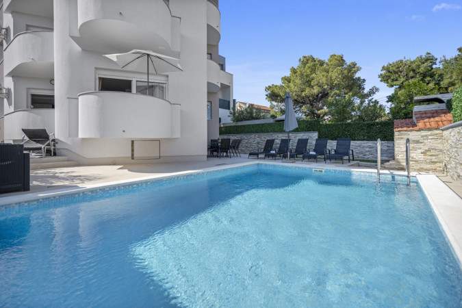 Exterior, Aquarius Apartments with heated pool – Srima, Croatia Srima-vodice